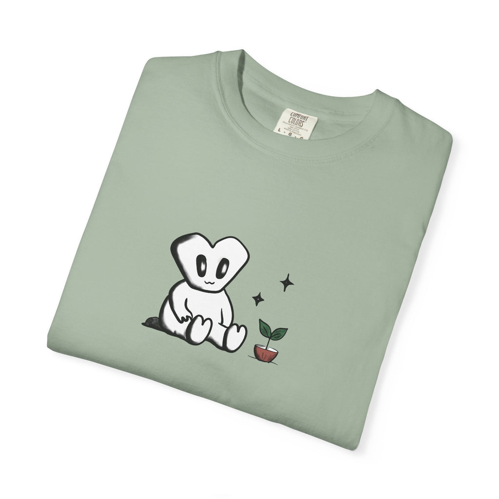 this little alien. free to grow. Unisex Garment-Dyed T-shirt